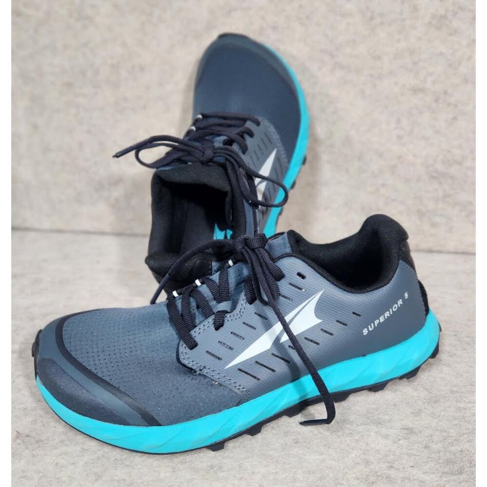 Altra Women's Superior 5 Blue Running Shoes Size 7.5